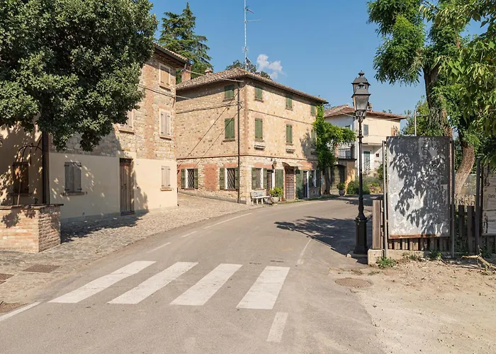 بيت للعطل In Ca' De' Grimaldi With Garden Castellarano