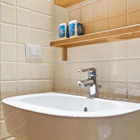 Casa de Férias In Ca' De' Grimaldi With Garden Castellarano