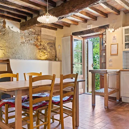 In Ca' De' Grimaldi With Garden