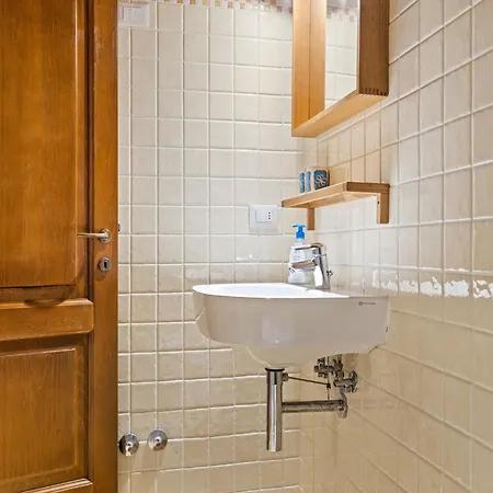 Casa de Férias In Ca' De' Grimaldi With Garden Castellarano