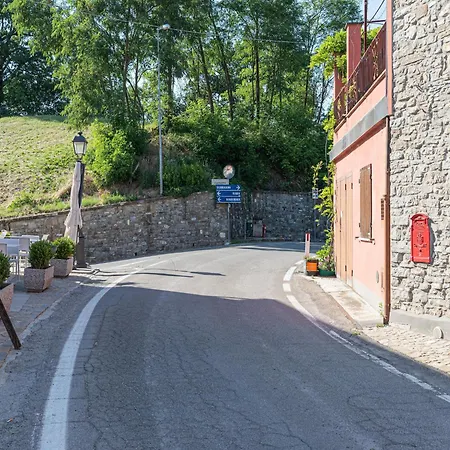 Casa de Férias In Ca' De' Grimaldi With Garden